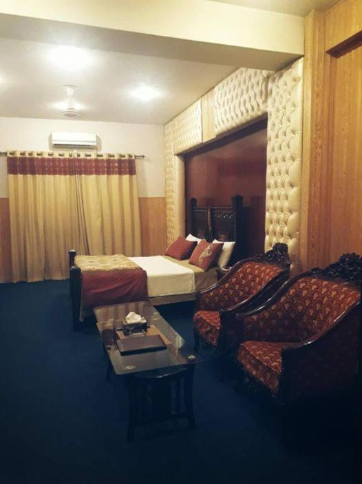 Divine Hotel Rawalpindi Zewnętrze zdjęcie