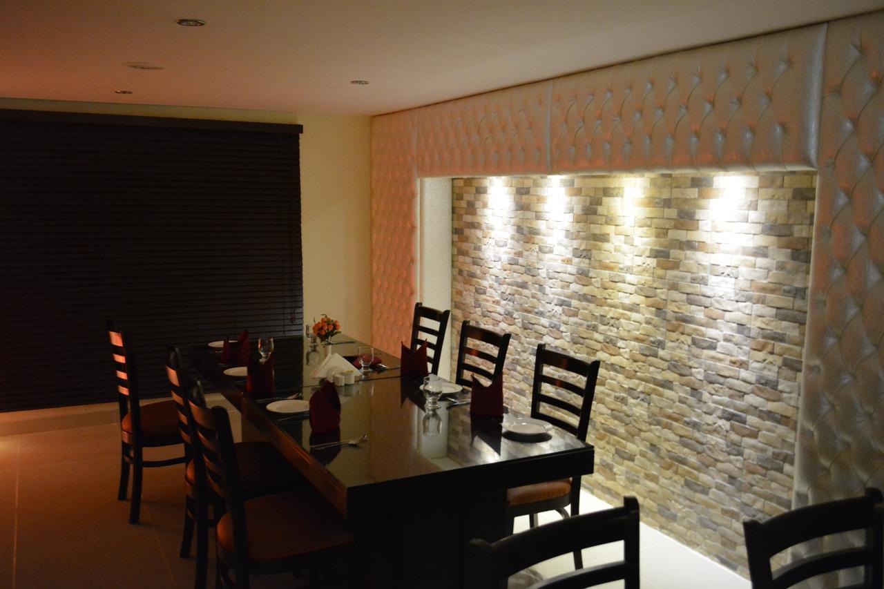 Divine Hotel Rawalpindi Zewnętrze zdjęcie